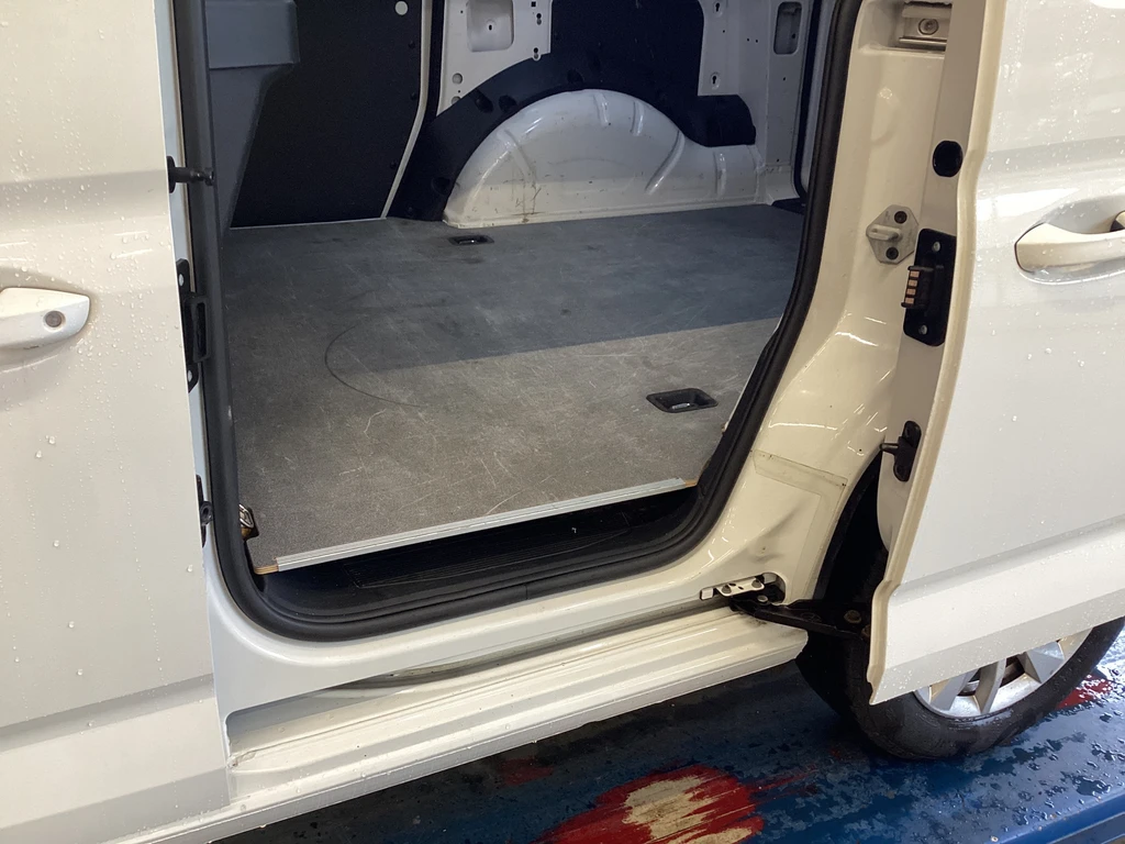 Volkswagen Caddy – foto 28