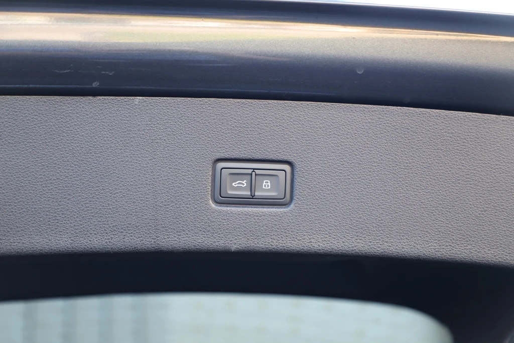 Audi Q8 – foto 38
