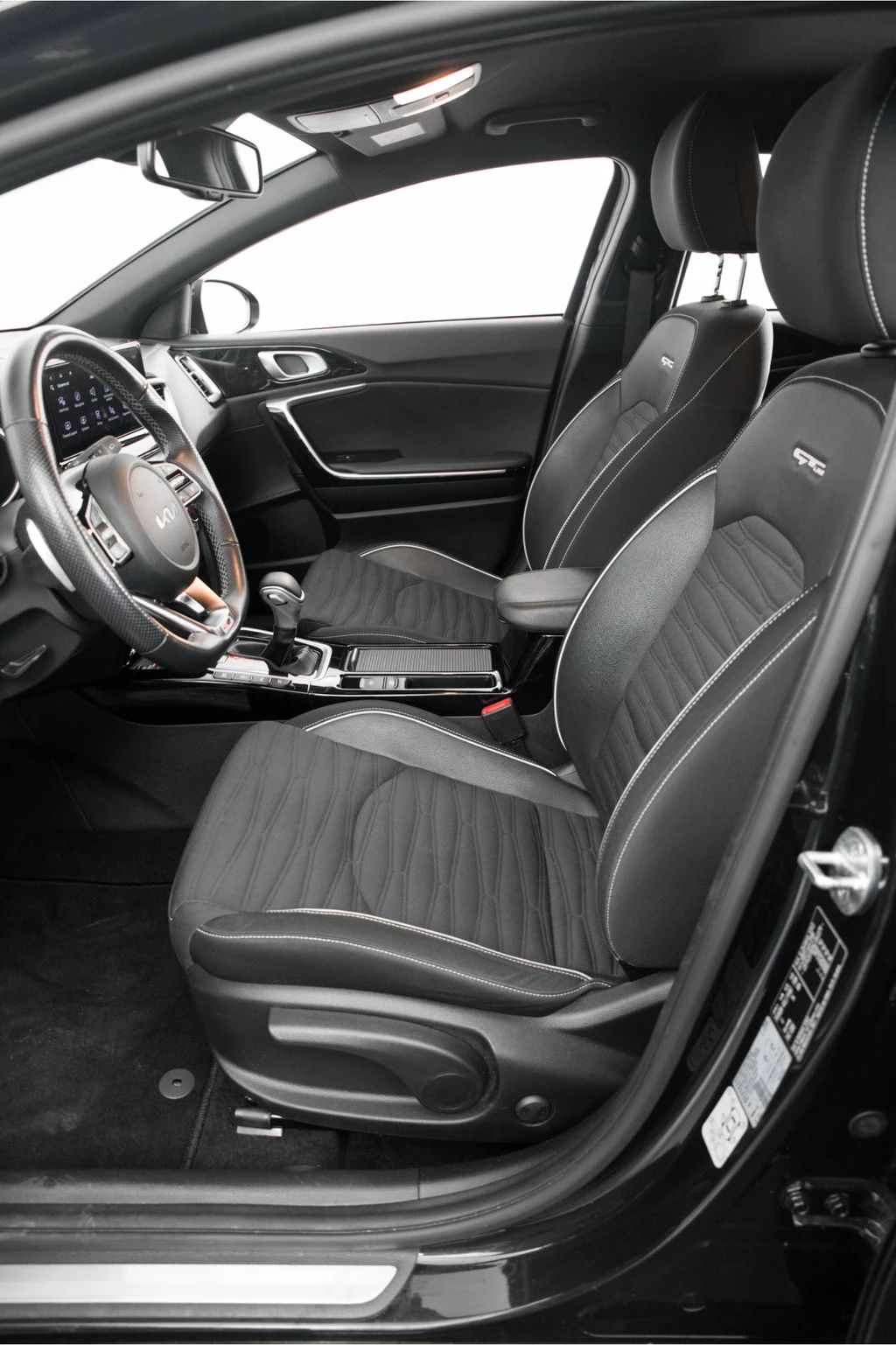 Kia ProCeed – foto 35