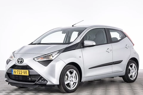 Toyota Aygo 1.0 VVT-i x-play 5drs | CAMERA | VELGEN ✅ 1e Eigenaar -HEMELVAART OPEN!-