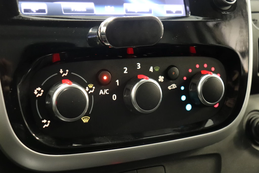 Renault Trafic – foto 11