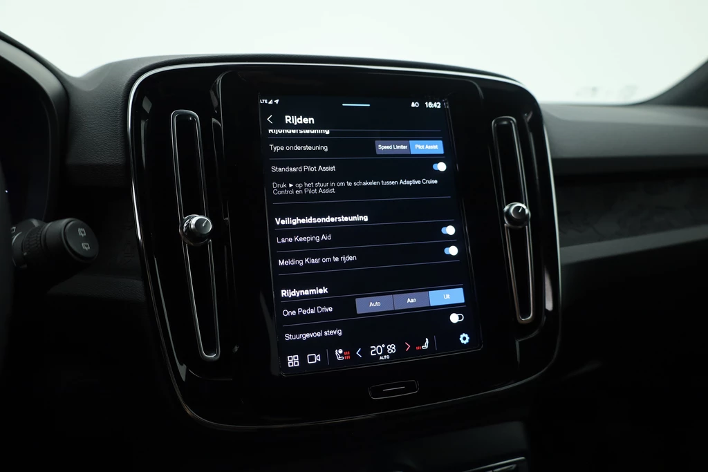 Volvo XC40 – foto 29