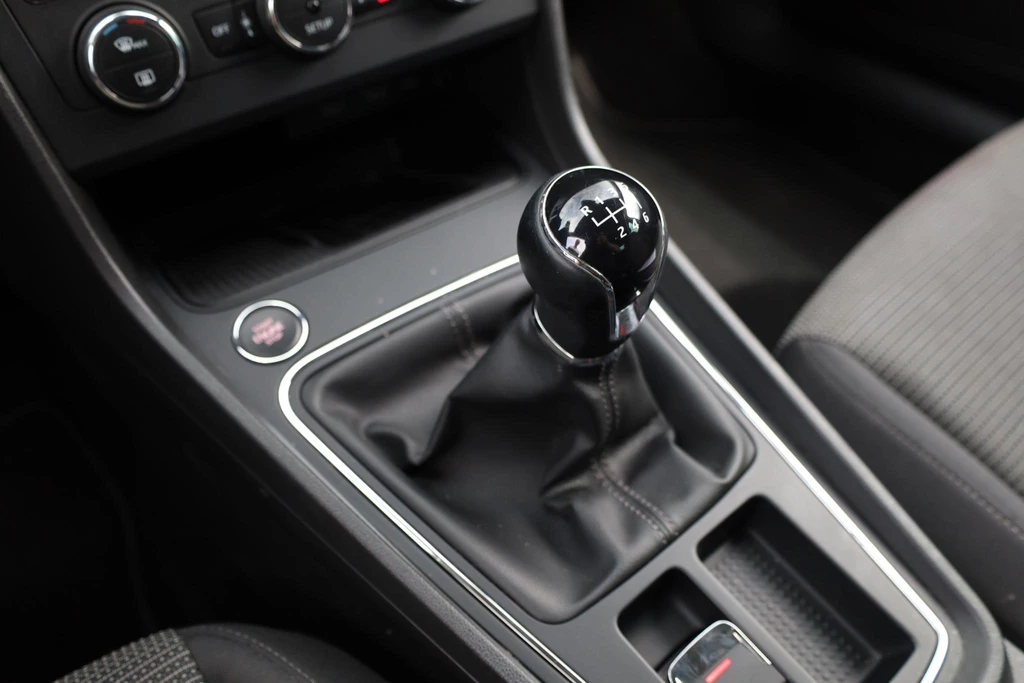 SEAT Leon – foto 35