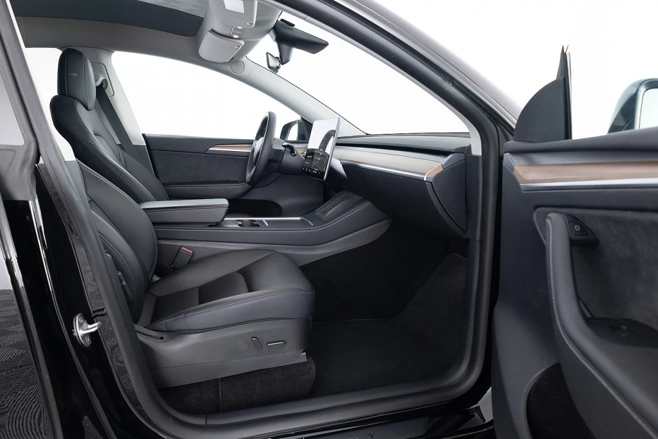 Tesla Model Y – foto 10