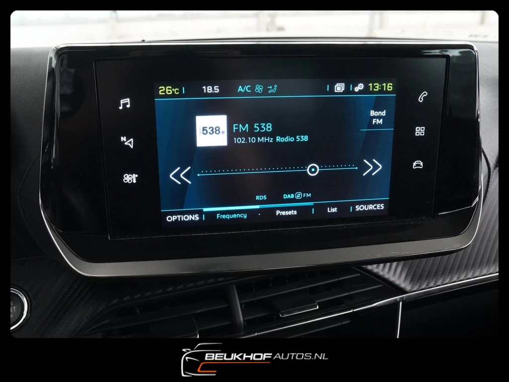 Peugeot e-208 – foto 10
