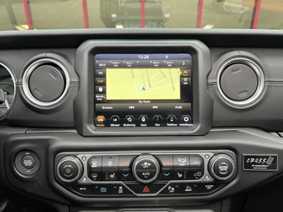 Jeep Wrangler – thumbnail 30