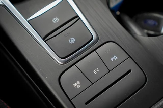 Ford Kuga – thumbnail 38