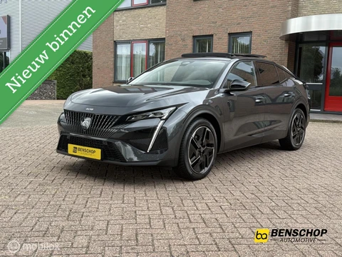 Peugeot 408 1.2 PureTech GT 130 EAT8 Panodak Alcantara Massage Navi Carplay Camera Virtual