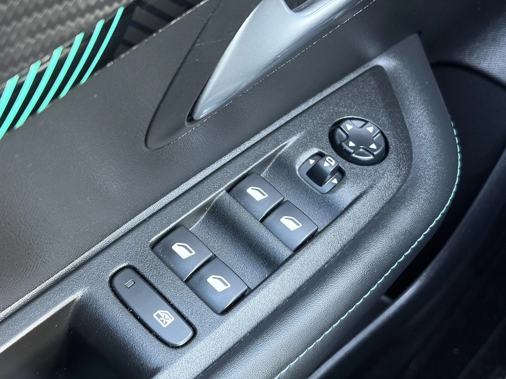 Peugeot 208 – foto 41