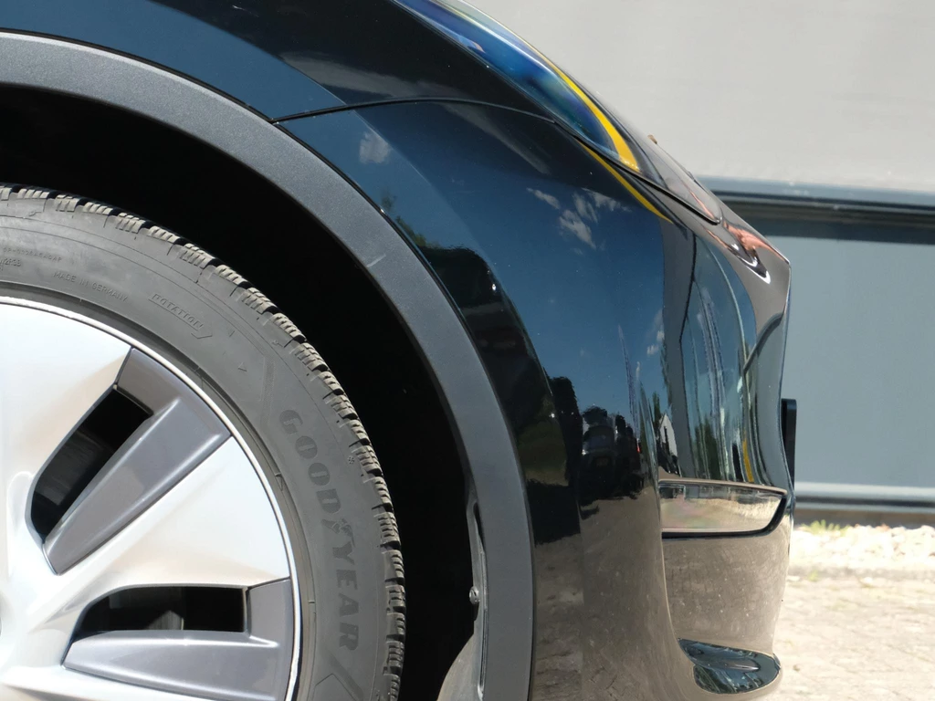Tesla Model Y – foto 6
