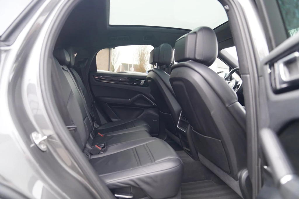 Porsche Cayenne – foto 21
