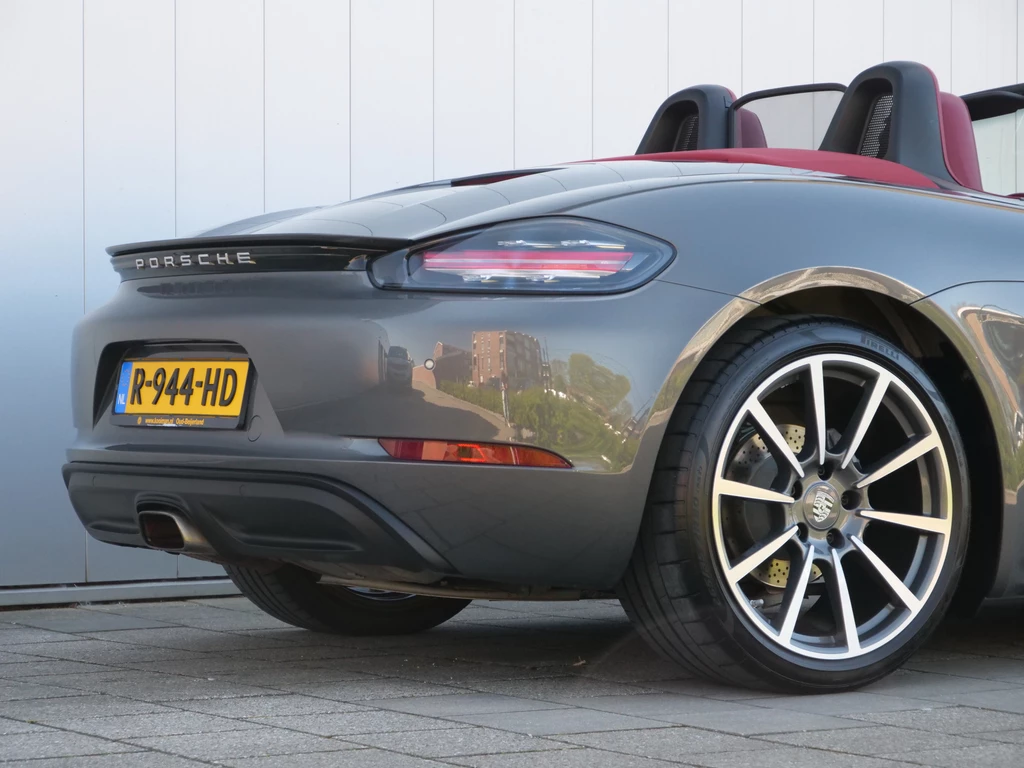 Porsche 718 – foto 11