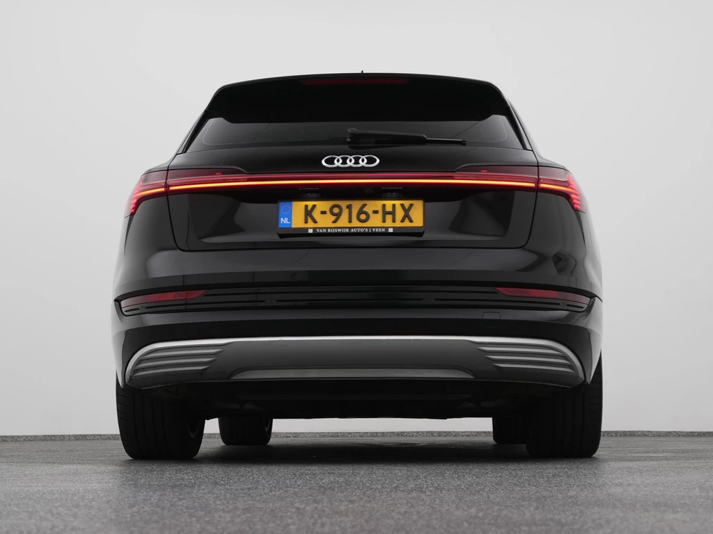 Audi e-tron – foto 9