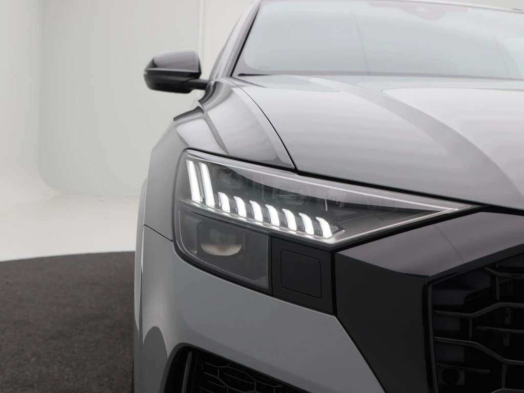 Audi RSQ8 – foto 10