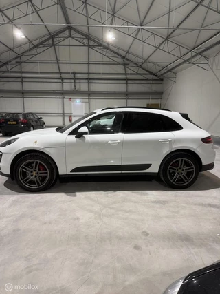 Porsche Macan – thumbnail 2
