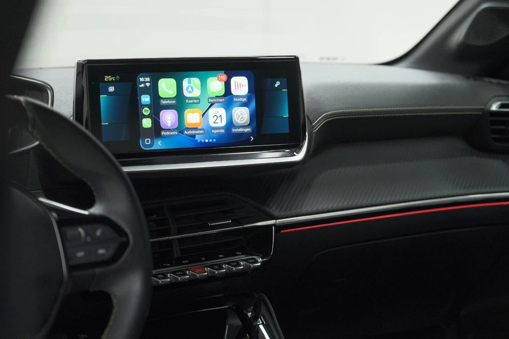 Peugeot e-208 – foto 19