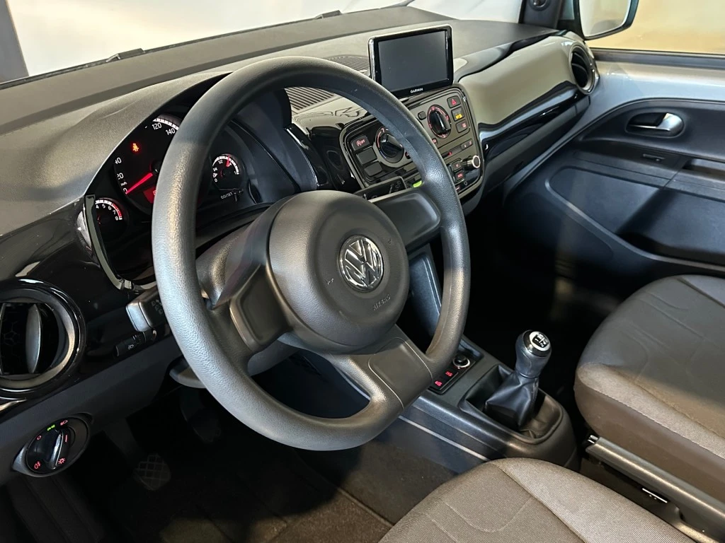 Volkswagen up! – foto 34