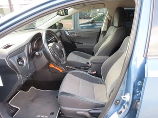 Toyota Auris – thumbnail 11
