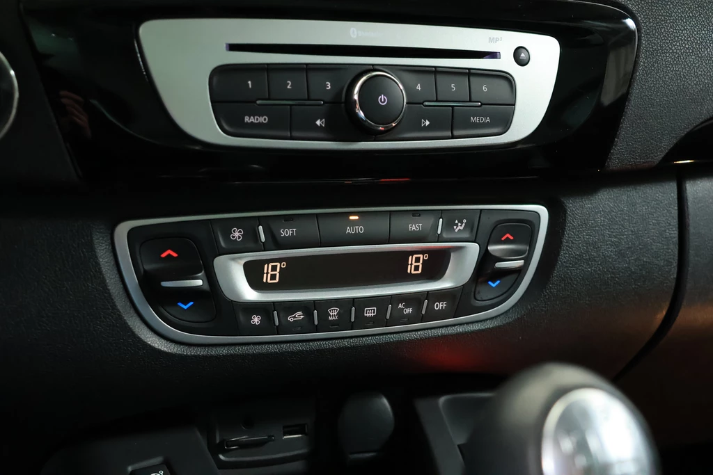 Renault Scénic – foto 18