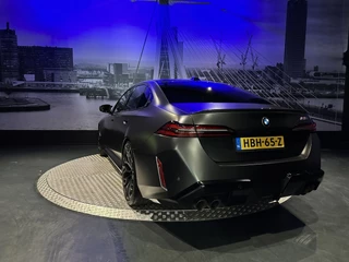 BMW M5 – thumbnail 6