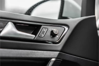 Volkswagen Golf – thumbnail 25