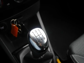 Renault Clio – thumbnail 24