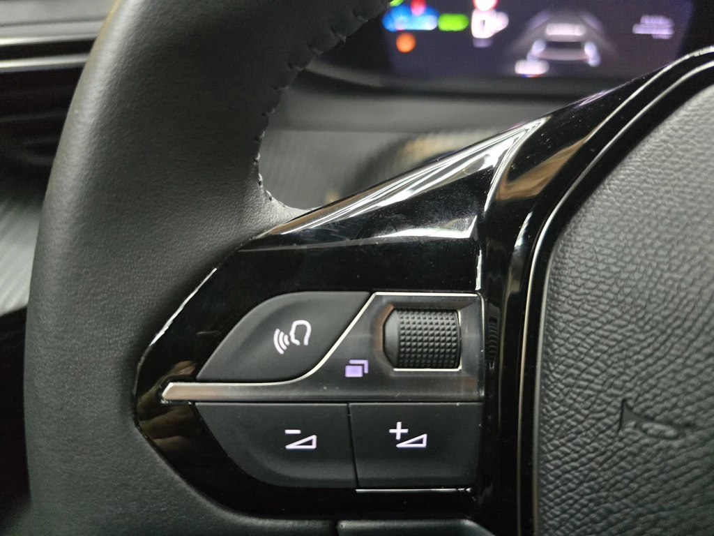 Peugeot e-2008 – foto 15