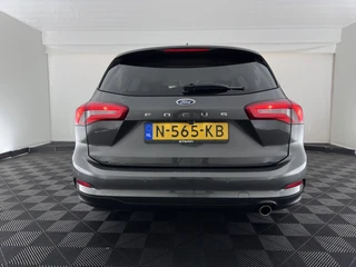 Ford Focus – thumbnail 3