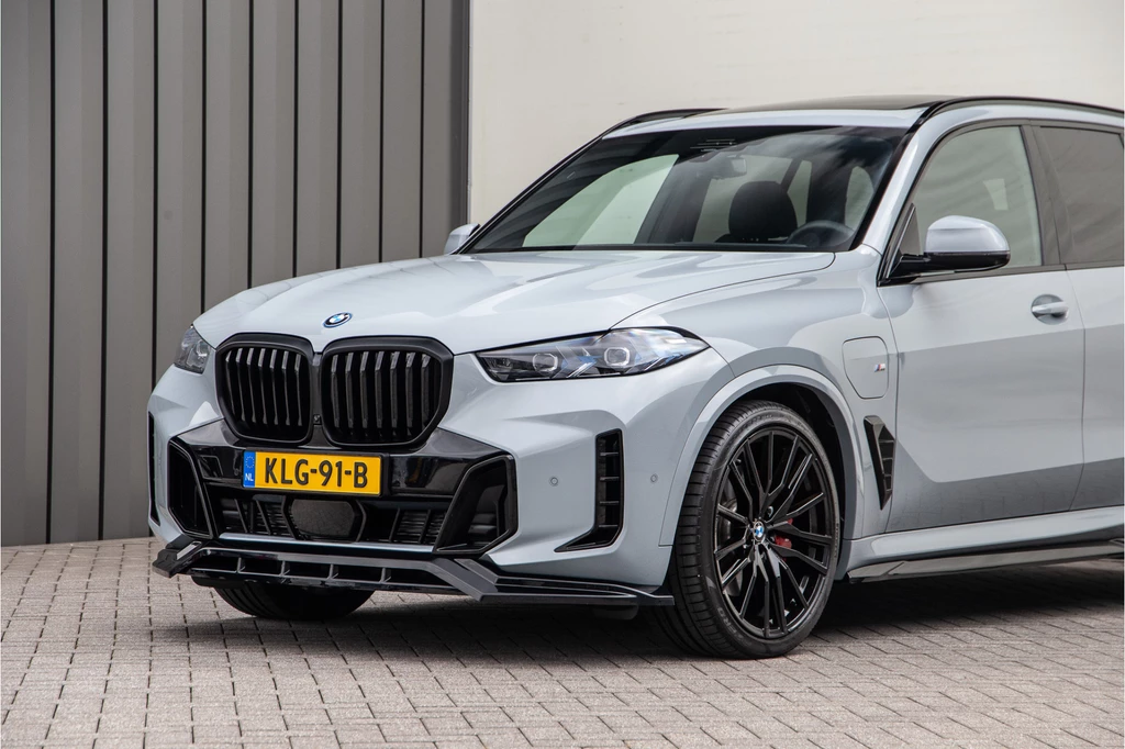 BMW X5 – foto 2