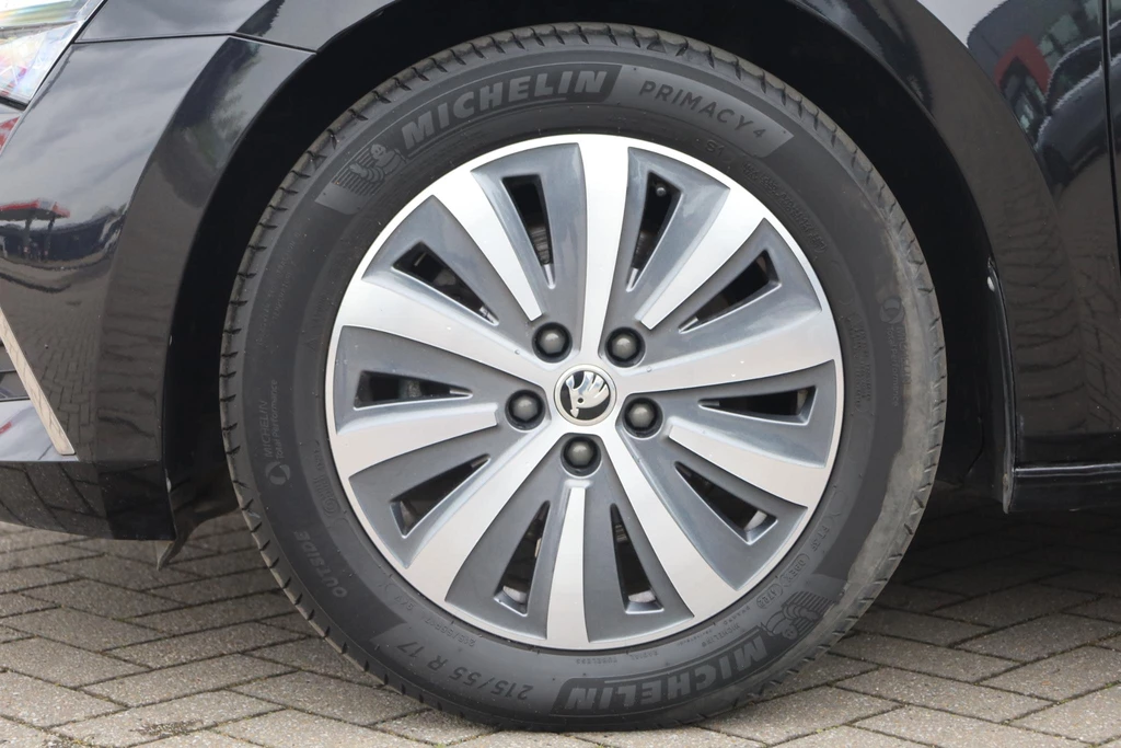 Škoda Superb – foto 12