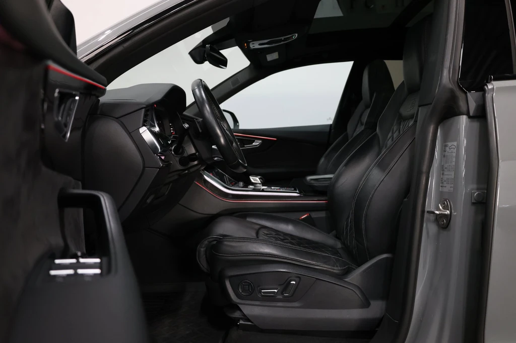 Audi Q8 – foto 12
