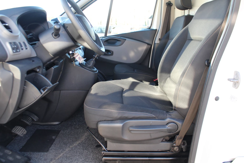 Renault Trafic – foto 9