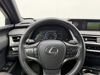 Lexus UX – thumbnail 14