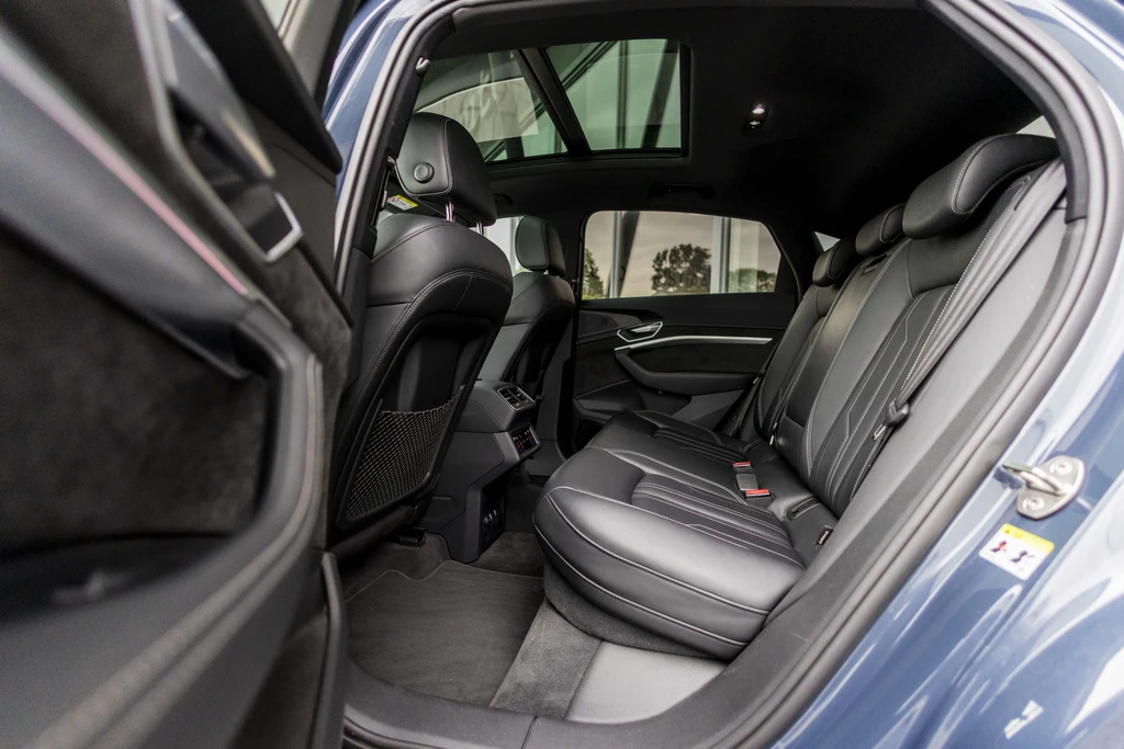 Audi e-tron – foto 13