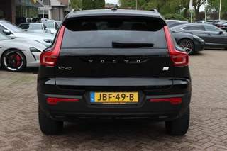 Volvo XC40 – thumbnail 4
