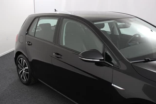 Volkswagen e-Golf – thumbnail 3
