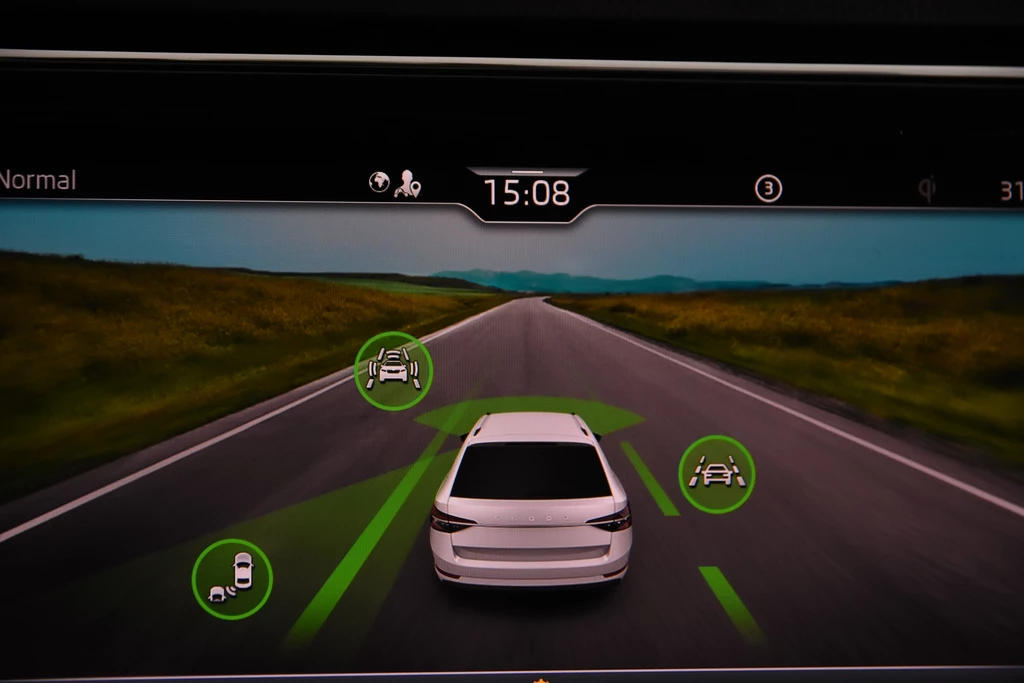 Škoda Superb – foto 22