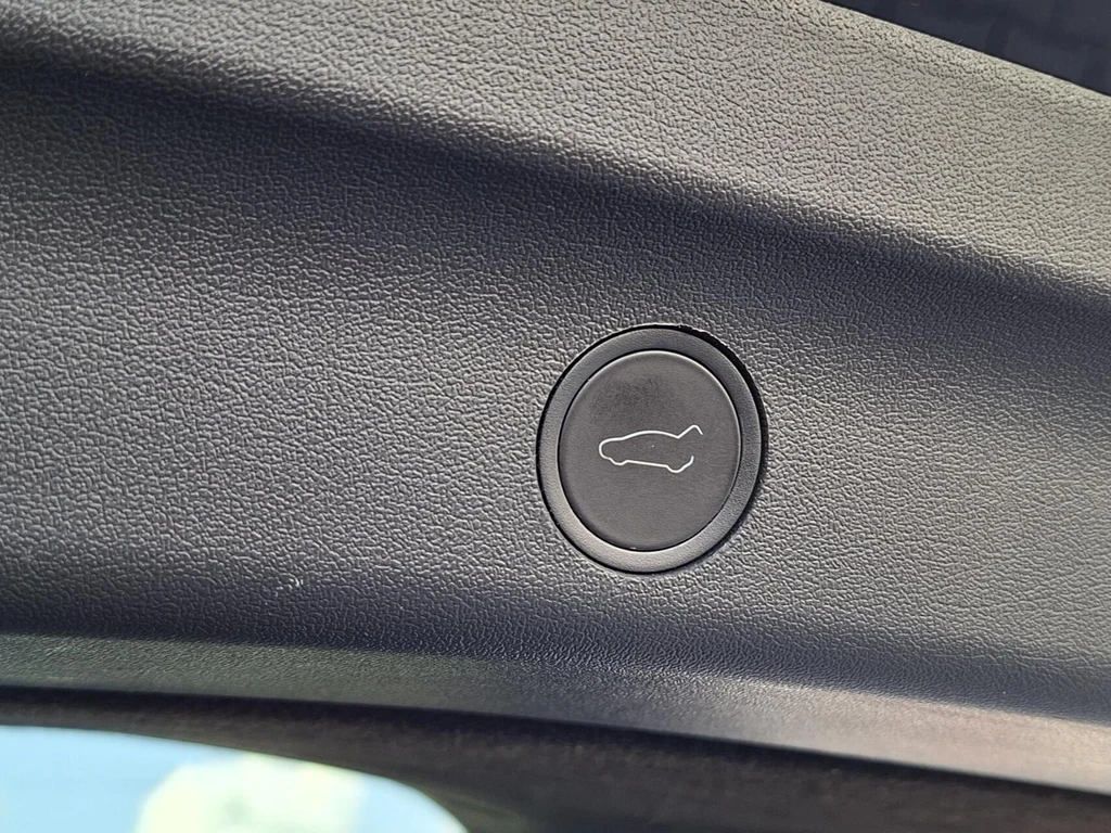 Tesla Model Y – foto 20