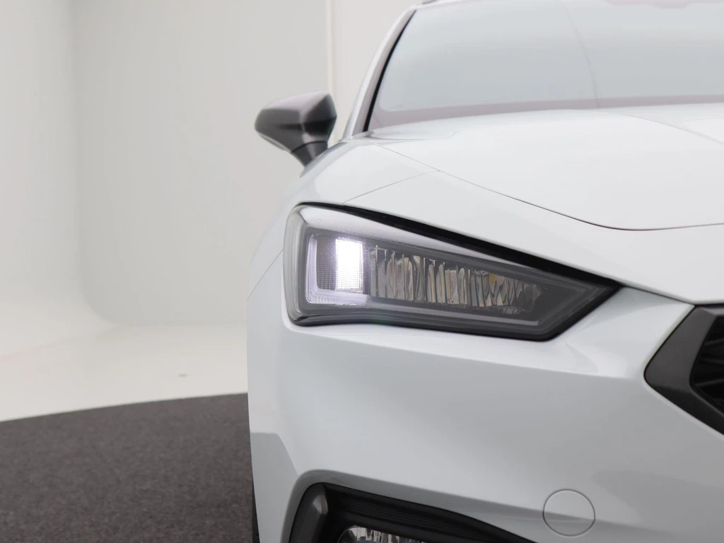 SEAT Leon – foto 8