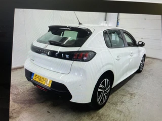Peugeot 208 – thumbnail 2