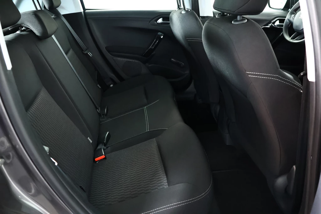 Peugeot 208 – foto 14