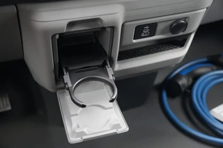 Ford E-Transit Custom – thumbnail 33