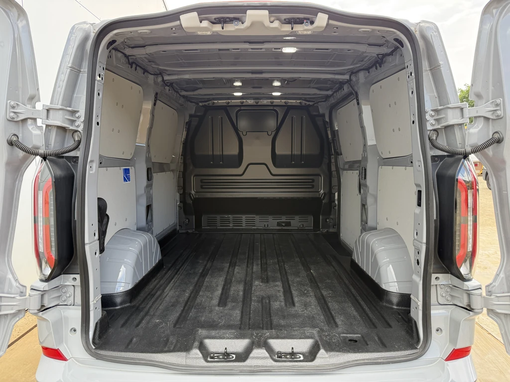 Ford E-Transit Custom – foto 13