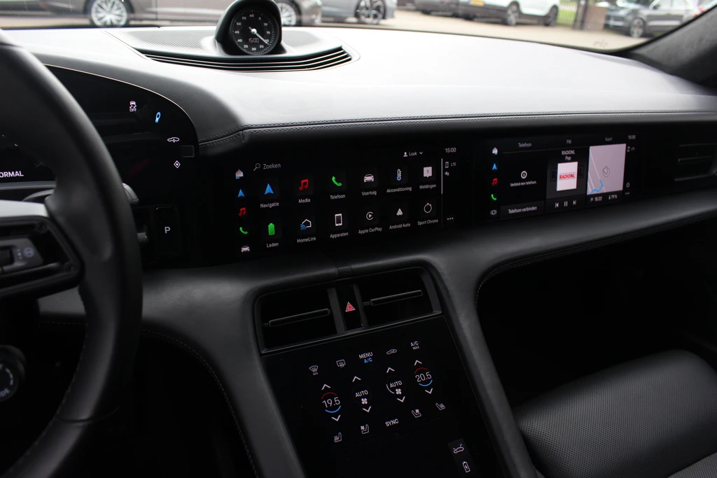 Porsche Taycan – foto 21