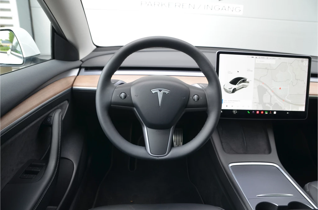 Tesla Model 3 – foto 14