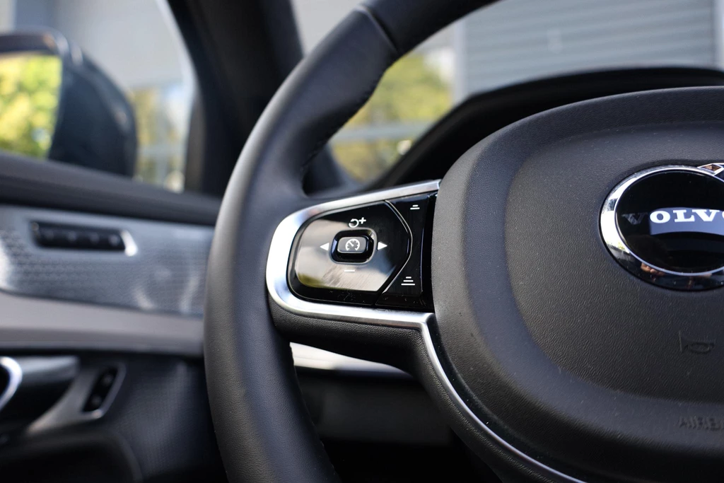 Volvo XC90 – foto 36