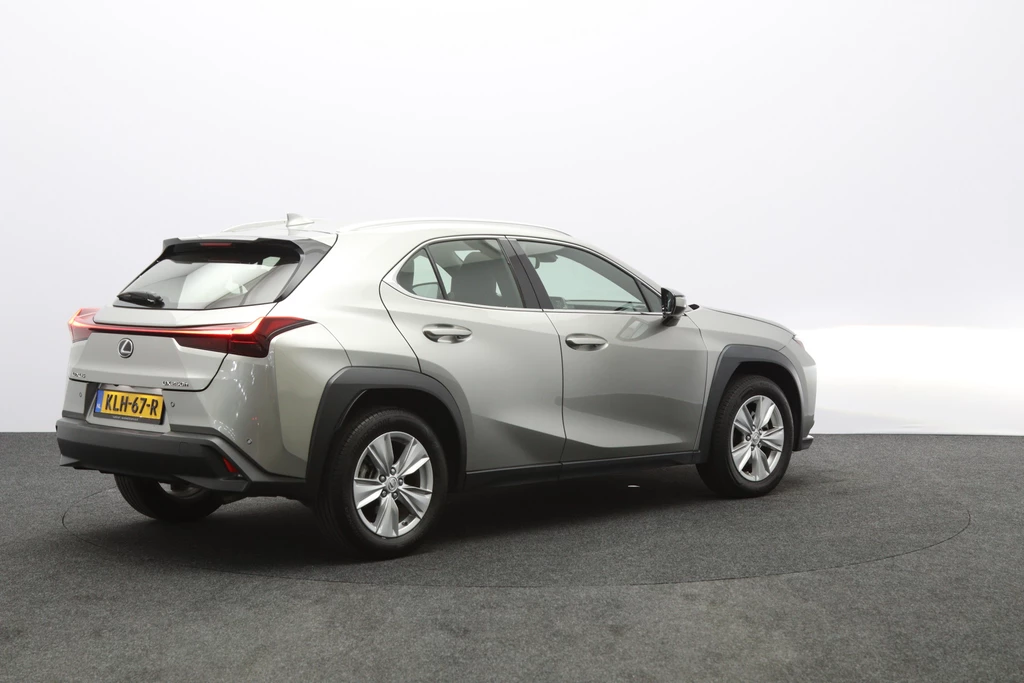 Lexus UX – foto 6