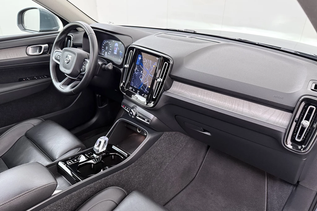 Volvo XC40 – foto 17