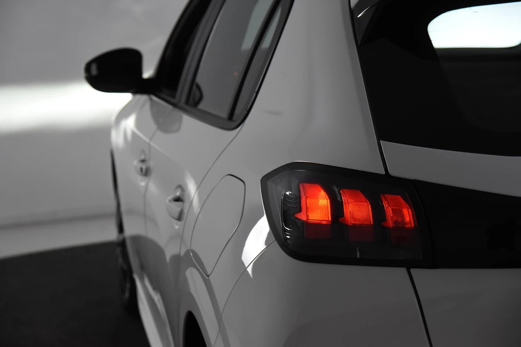 Peugeot 208 – foto 28