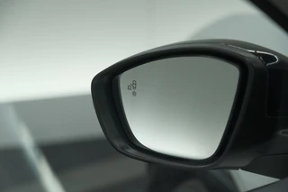 Peugeot e-208 – thumbnail 15